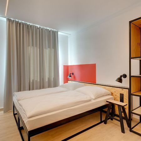 Meininger Hotel Leipzig Hauptbahnhof Ngoại thất bức ảnh