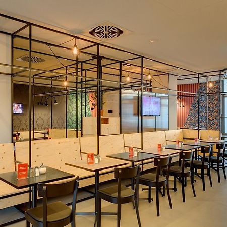Meininger Hotel Leipzig Hauptbahnhof Ngoại thất bức ảnh