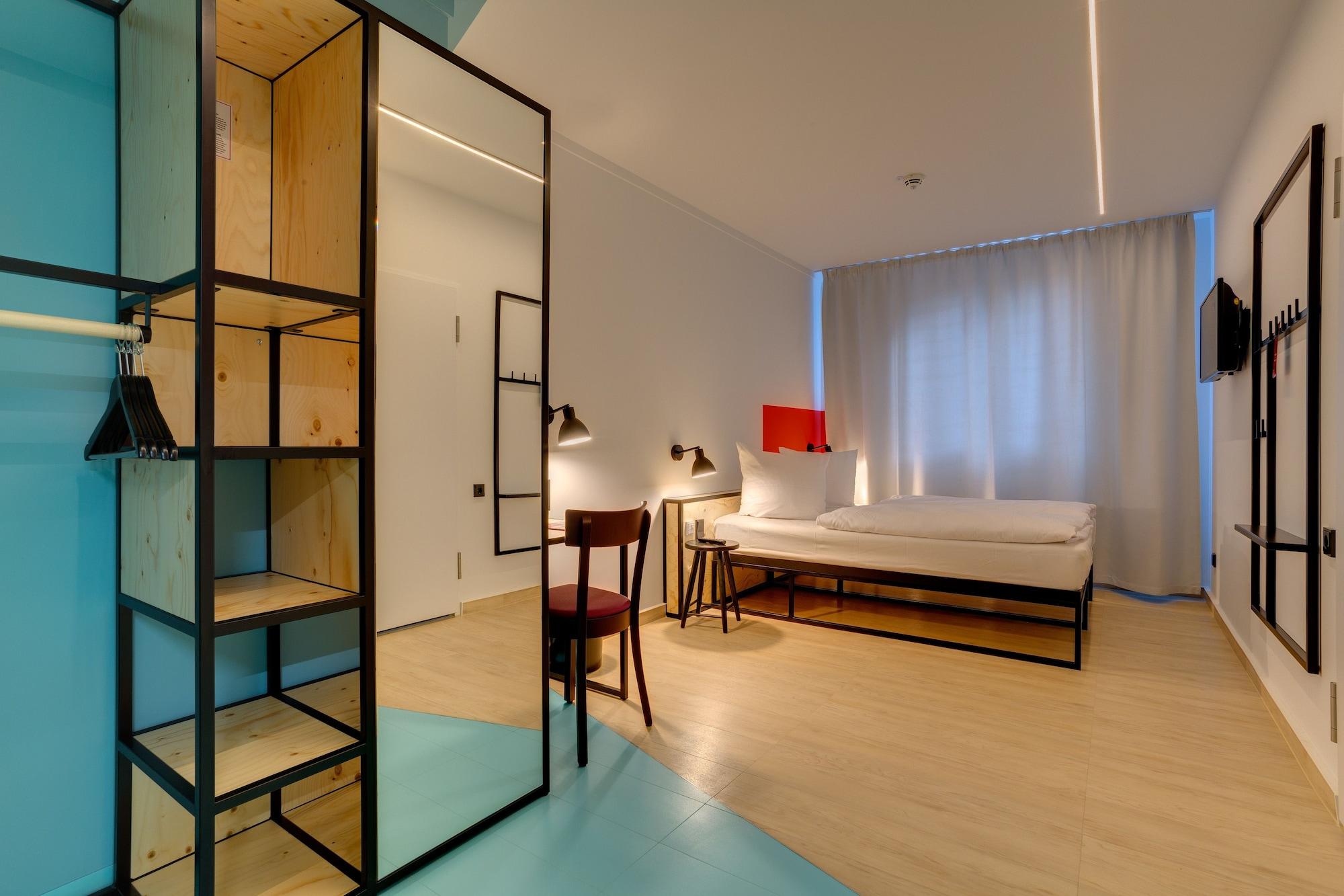 Meininger Hotel Leipzig Hauptbahnhof Ngoại thất bức ảnh