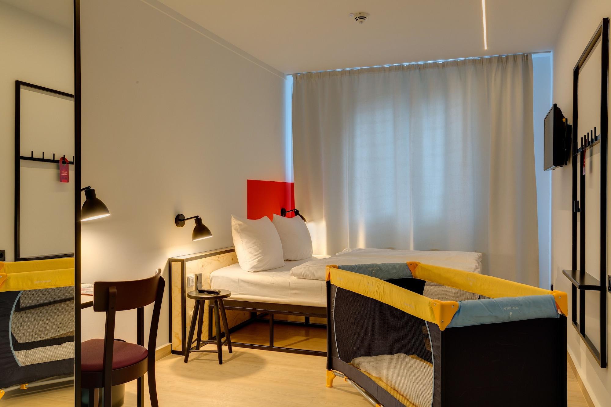 Meininger Hotel Leipzig Hauptbahnhof Ngoại thất bức ảnh