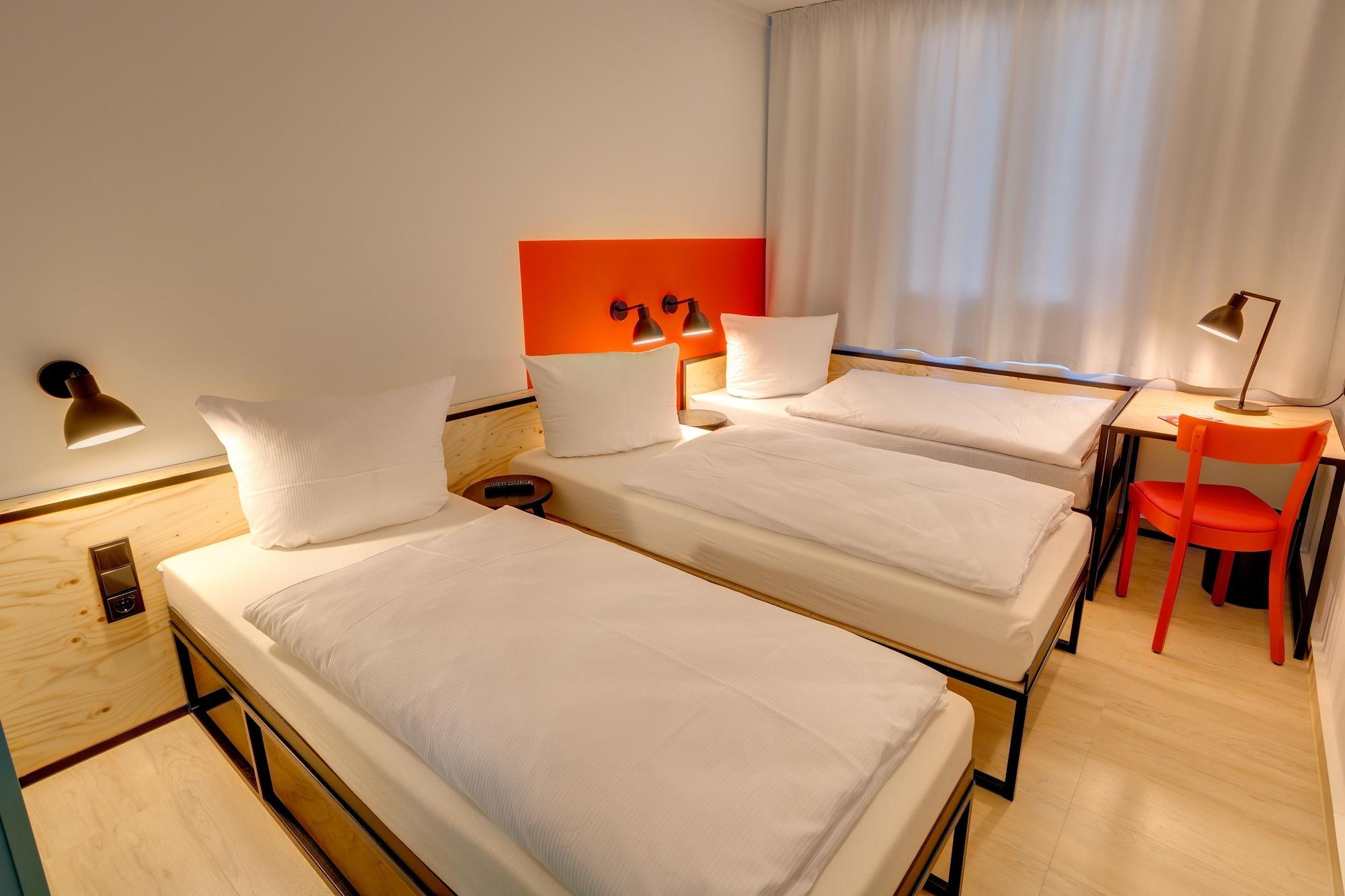 Meininger Hotel Leipzig Hauptbahnhof Ngoại thất bức ảnh