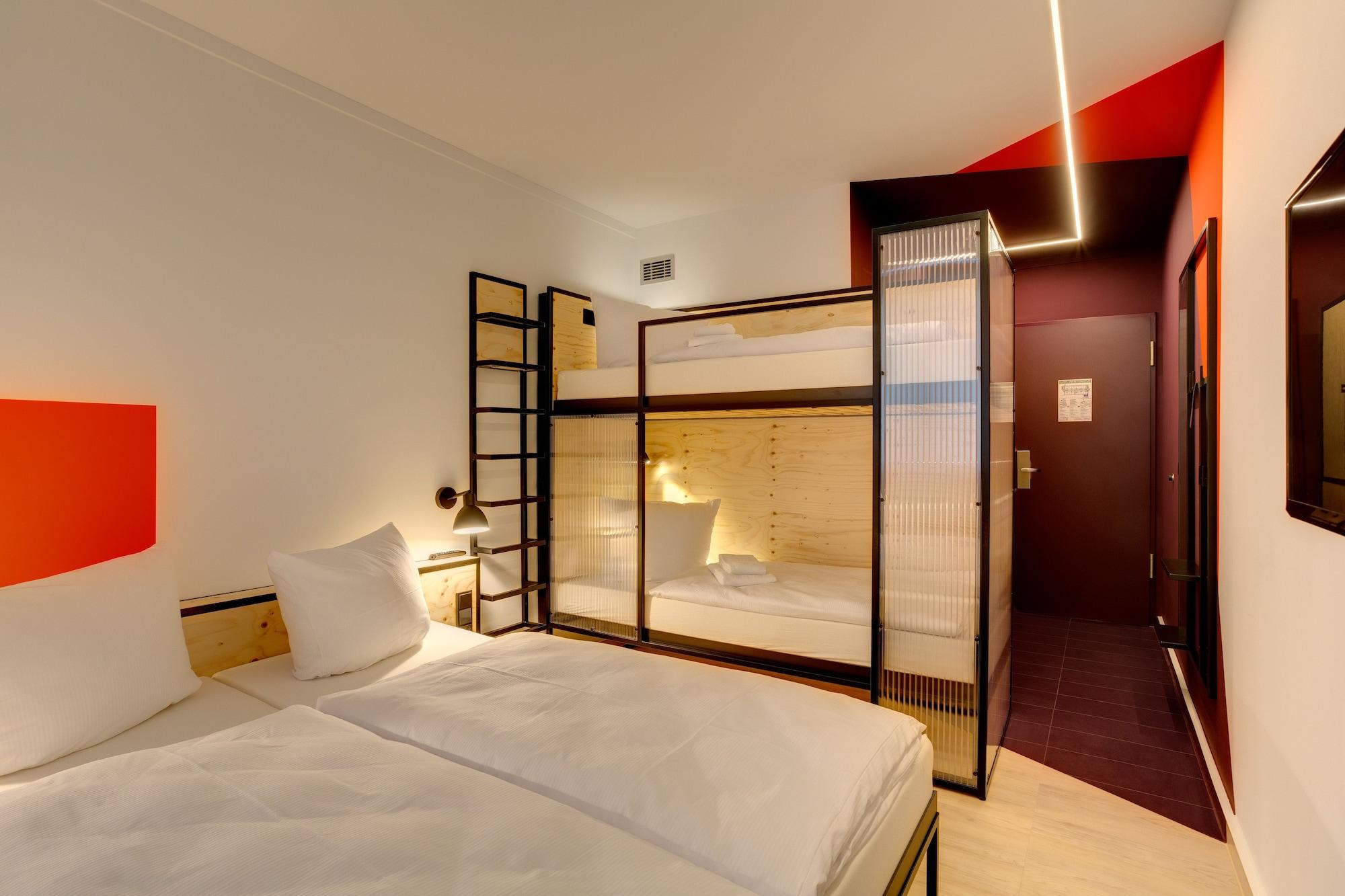 Meininger Hotel Leipzig Hauptbahnhof Ngoại thất bức ảnh