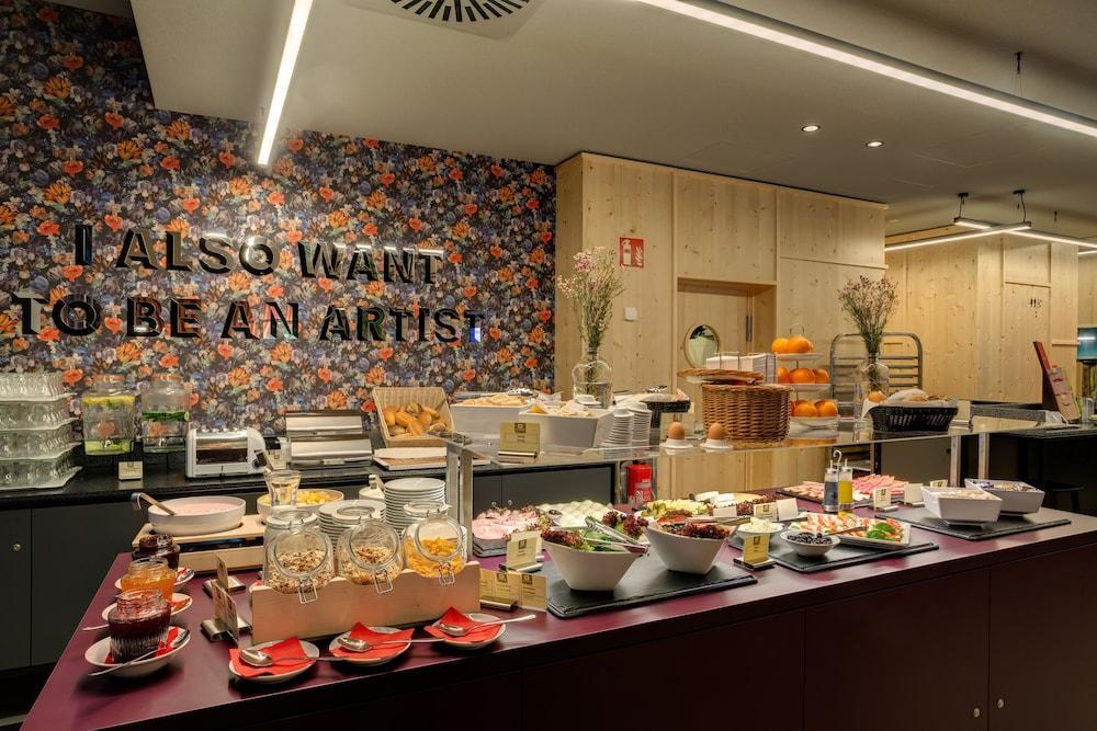 Meininger Hotel Leipzig Hauptbahnhof Ngoại thất bức ảnh